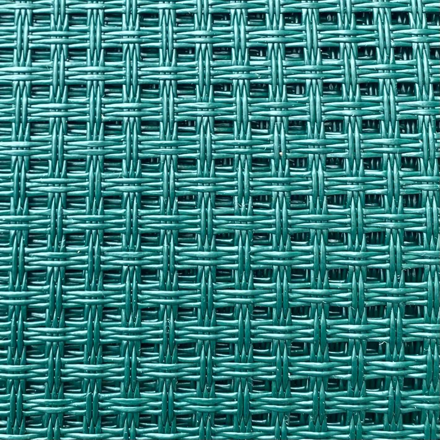 Phifertex Mesh: Heritage Green